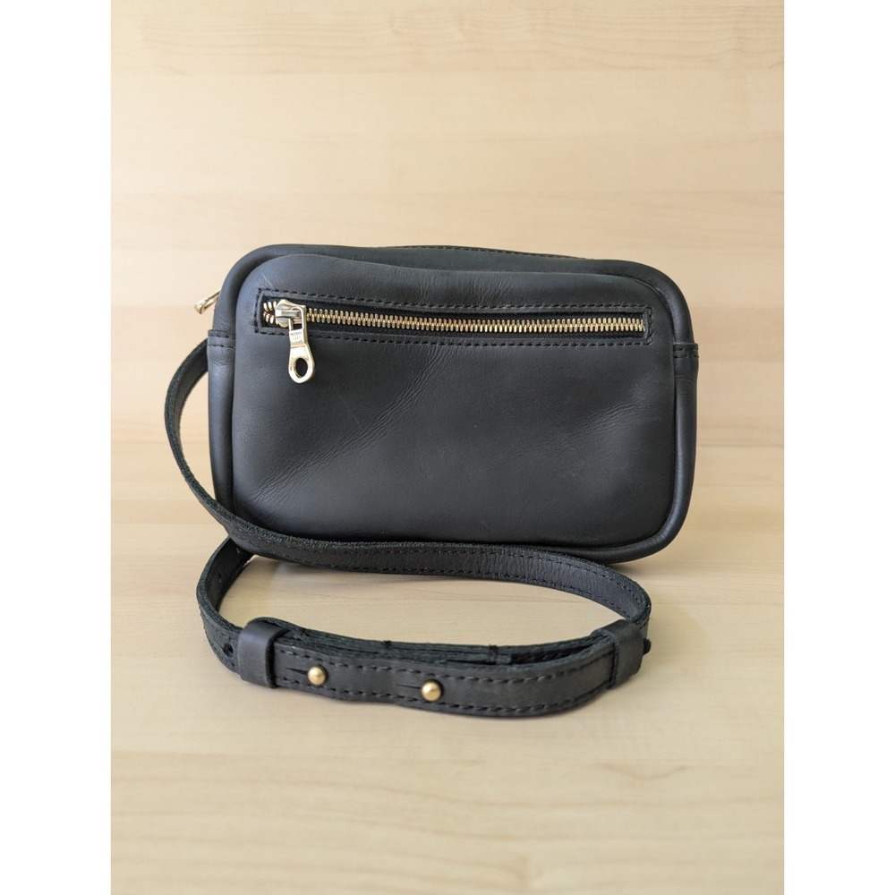 Parker Cay‎ Black Leather Belt Bag
